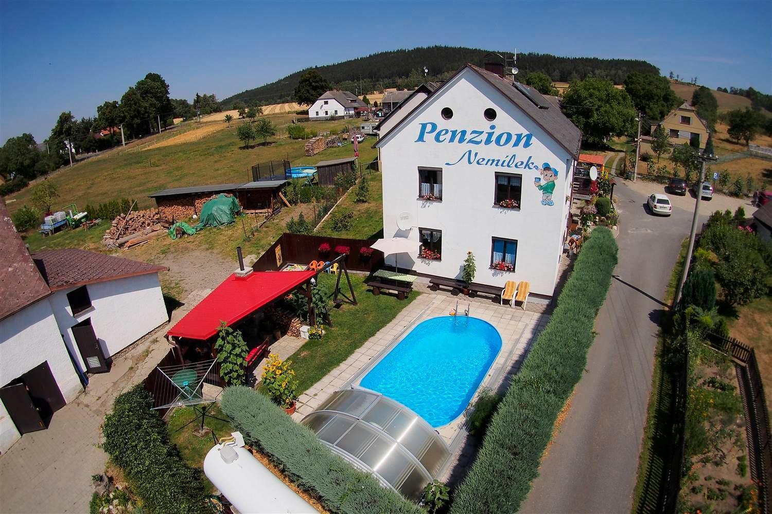 Penzion Nemilek Kolinec ภายนอก รูปภาพ